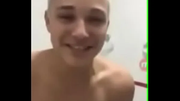 MC Gui taking a shower novos filmes