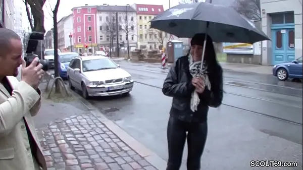 Friss Teeny is approached on the street and fucked for money új filmek