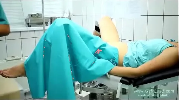Yeni beautiful girl on a gynecological chair (33 yeni Film