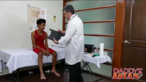 Fresh Doctor measures twink patients ass with his cock new Movies