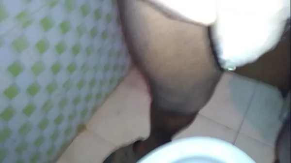 新鲜的 My dick on bathroom 新影片