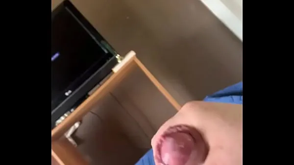 Sveži Quick jerkoff with big cum load novi filmi