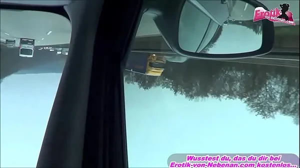 Frische Deutsche schlampe tut blasen beim Auto fahren und sperma schlucken pov neue Filme