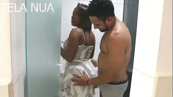 NEGRA GOSTOSA DO RABÃO SOFRE NA BENGA GRANDE DO AMANTE DEIXANDO A SAFADA TODA ARROMBADA com SAMIRA FERRAZ vs Phim mới mới