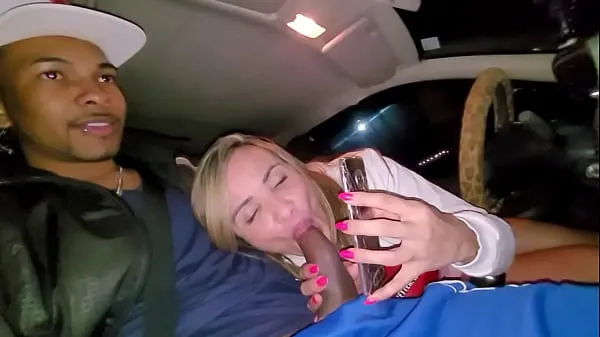 Milf Bianca Naldy Talking To The Fans And Sucking The Cock In The Car Phim mới mới