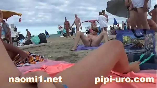 Frisse girl masturbate on beach nieuwe films
