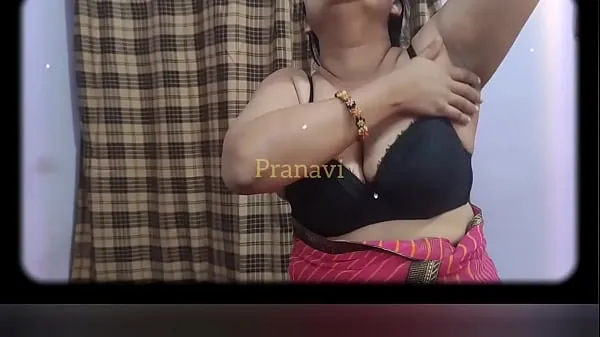 新鲜的 Bhabi talking dirty in Telugu audio and taking cumshot on her saree and getting horny 新影片