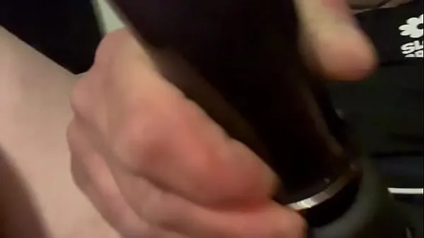 Nové Sexy guy in all black fucks his ass with a vibrator until his caged cock sprays cum nové filmy