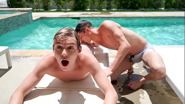 ภาพยนตร์ใหม่ Pool party turns into a wild ass fucking marathon as the two stepbrothers Taylor Reign and Jack Bailey start having sex by the pool, and in the pool เรื่องใหม่