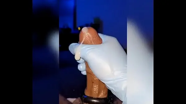 Yeni Huge cumshot with latex glove yeni Film