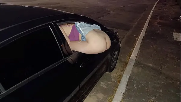 Fresh Wife ass out for strangers to fuck her in public new Movies