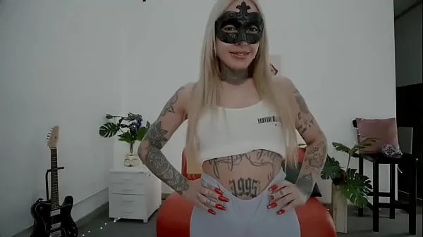 Fresh Perfect Cameltoe Round Ass Tattoo Babe in Short Biker Leggings new Movies