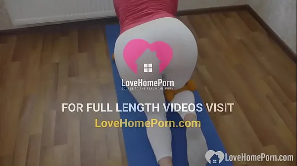 Tuoreet Yoga instructor gets a dick inside of her uutta elokuvaa