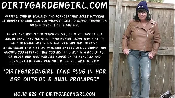 최신 Dirtygardengirl take plug in her ass outside & anal prolapse개의 새 영화